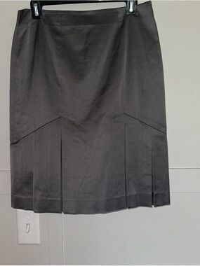 Bebe Classic Dark Gray Pleated Pencil Skirt - Women's